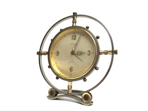 lot 215 image: Vintage Swiss Made Clinton 7-Jewel Brass Ships Wheel Desk Clock