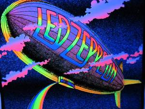 lot 241 image: Orig Vintage 1970s LED ZEPELLIN Black Light Poster 