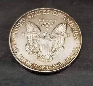1994 AMERICAN SILVER EAGLE 1 TROY OZ .999 FINE SILVER DOLLAR