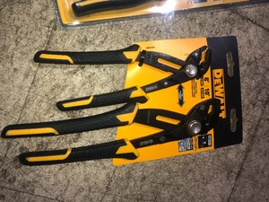 Dewalt assorted pliers set