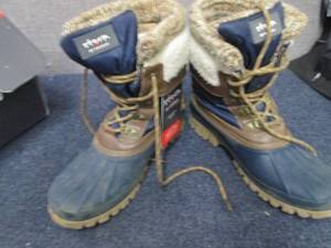 Storm by Cougar Womens Creek Water...