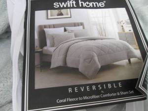 Swift Home Stylish Coral Fleece Rev...