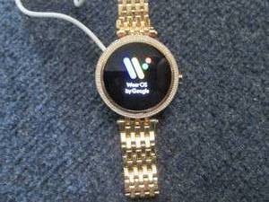 Michael Kors Womens Darci Gen 5 Tw...