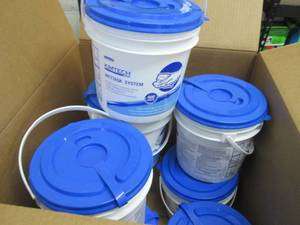 Case of 8 Pails of Kim Tech Wettask...