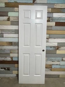 lot 17 image: Door Hollow Core 6 Panel