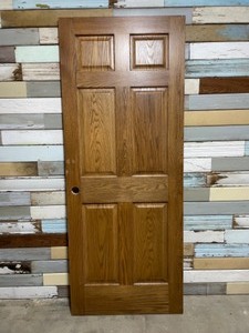 lot 19 image: Solid Core 6 Panel Door