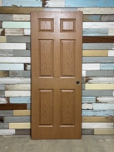 lot 31 image: Door Hollow Core 6 Panel