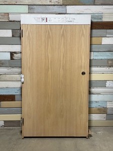 lot 35 image: Door with frame