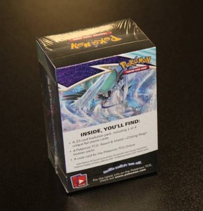 Pokemon Sword & Shield Chilling Reign Factory Sealed Build & Battle Box