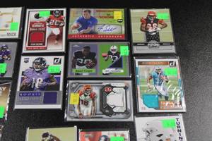 Football Card Relic & Autograph Bulk Lot  15 Cards