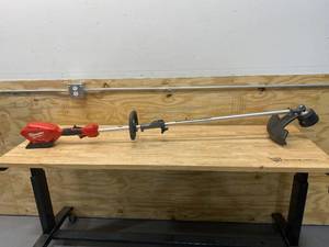 lot 13 image: MILWAUKEE M18 FUEL 18-Volt Lithium-Ion Cordless Brushless String Grass Trimmer with Attachment Capability (Tool-Only)