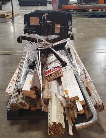 Wholesale Mixed Pallet (Building materialsmouldingoffice chair) - Scratch & dent. May be missing pieceshardware.