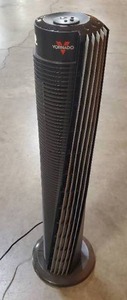 Vornado 41 in. Full-Size Whole Room V-Flow Tower Circulator (Used, works well)