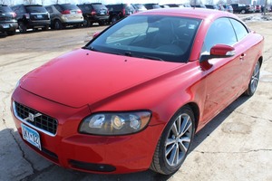 lot 4 image: 2010 Volvo C70 T5 Convertible - 66,331 Miles -