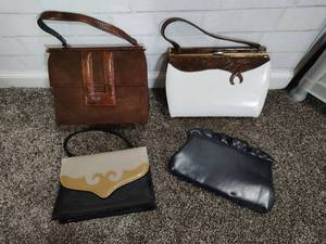lot 135 image: Four Vintage Handbags