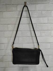 lot 136 image: Coach Leather Handbag