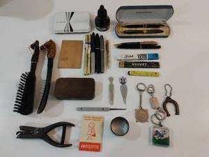 lot 151 image: Vintage Office Supplies and Accessories