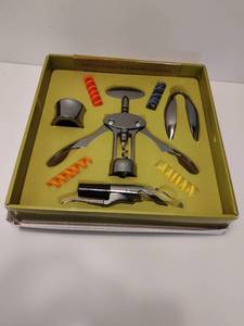 lot 162 image: Wine Opener & Accessories