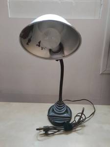 lot 168 image: Vintage Table Lamp by Eagle