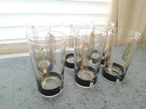 lot 43 image: MCM Libbey glassware, set of 6 Peach Lustreware glass tumblers, set of 3