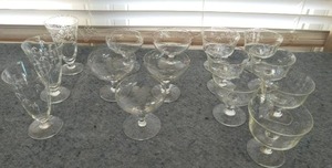 lot 45 image: Antique Noritake Sasaki Bamboo assorted stemware
