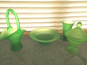 lot 58 image: Collection of Emerald Green Frosted Satin Glass pieces