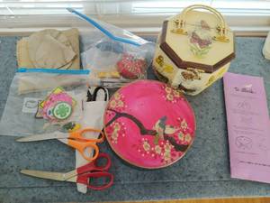 lot 73 image: Sewing Lot