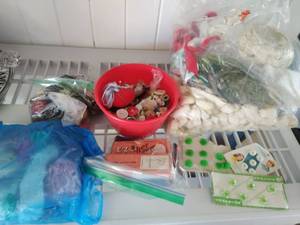 lot 89 image: Sewing Supplies