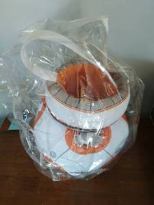 lot 90 image: BB-8 Star Wars Droid plush basket