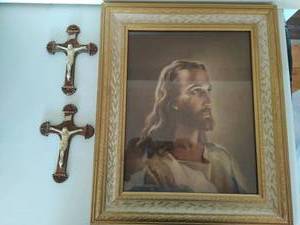 lot 415 image: Religious Dcor