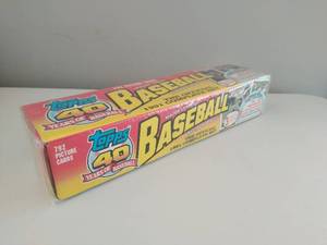 lot 323 image: 1991 Tops Baseball Card Set
