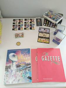 lot 327 image: Lot of NFL Football Collectables