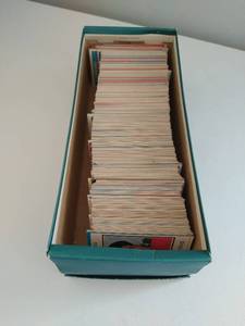 lot 334 image: Collection Of Early 70s Tops Football Cards