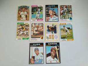 lot 318 image: 10 Topps Baseball Card Stars from the 70s