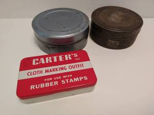lot 160 image: Three Vintage Tins