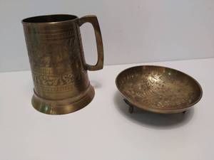 lot 164 image: Brass Dish and Mug