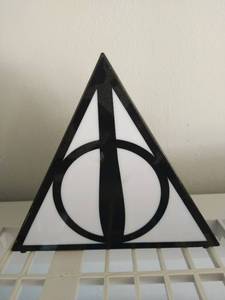 lot 439 image: Deathly Hallows Lamp