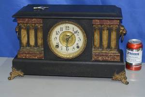 lot 3 image: Triple Column, Lion Heads Wind up Clock