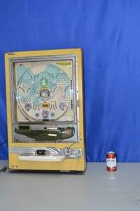 lot 17 image: Vintage Nishijin EBIRA Pachinko Machine Super Deluxe