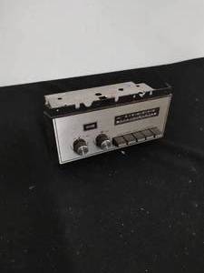 lot 244 image: Delco GM Car Radio