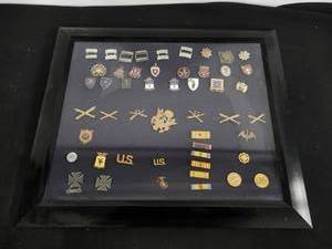 lot 1 image: Collection of Military Pins