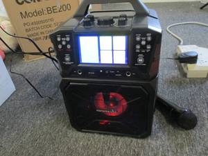 karaoke usa machine powers on ...