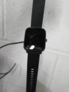 amazfit bip u pro powers on ...