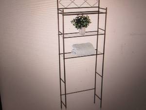 honey can do over the toilet space ...