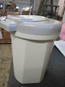 safety first easy saver diaper pail...