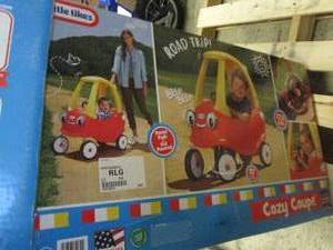 little tikes cozy coupe ...
