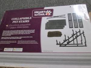 heart to tail collapsible pet stair...