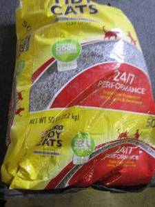 50lbs of tidy cats non clumping cat...
