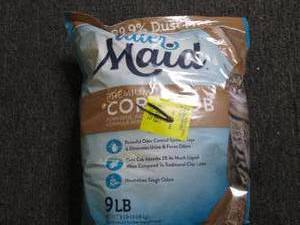 9lbs of premium corn cob cat litter...
