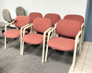lot 5-293 image: OfficeWaiting Room Chairs